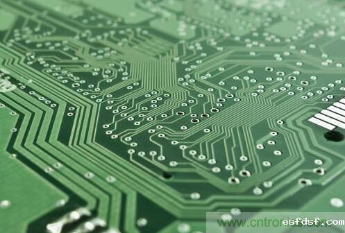 全球芯片需求强劲,三星 DRAM 芯片市场份额竟高达 46.1%? 全球芯片需求强劲,三星 DRAM 芯片市场份额竟高达 46.1%?