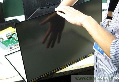 零组件缺货难解 IC、偏光片喊涨